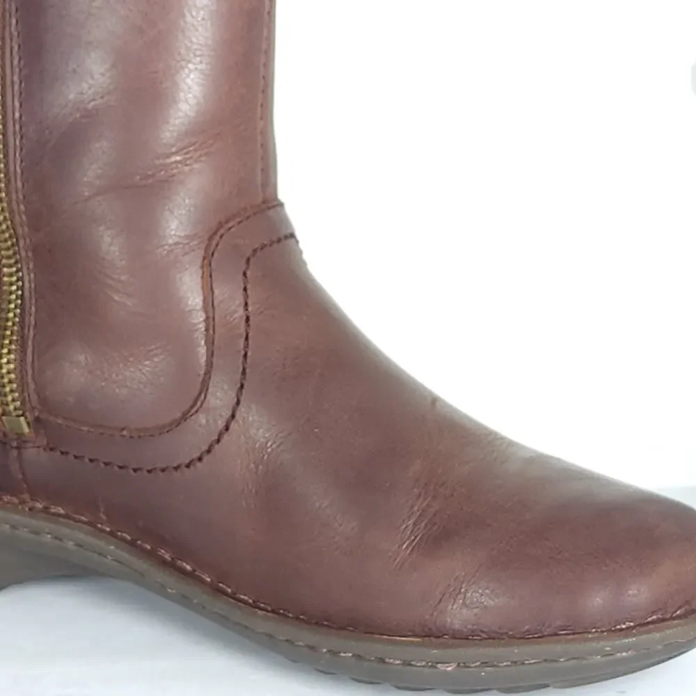 UGG Women's Neevah US6 Brown Leather Sheepskin Lined Side Zip Ankle Boots Bootie